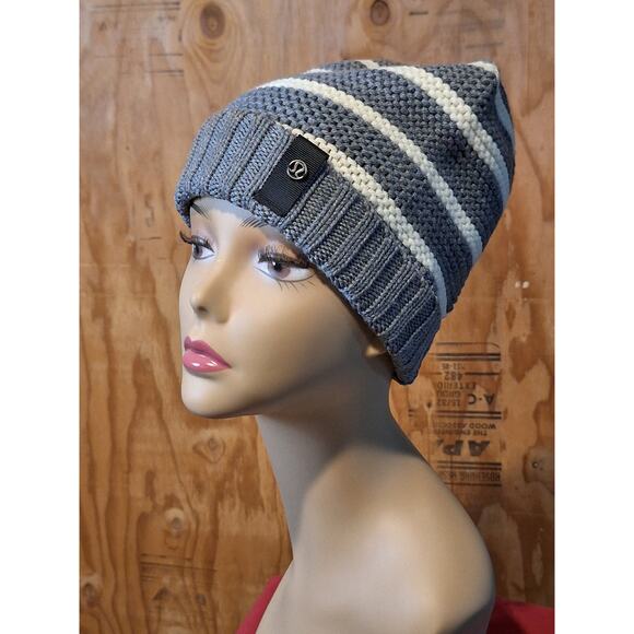 lululemon athletica Gray Striped Beanie main image 9